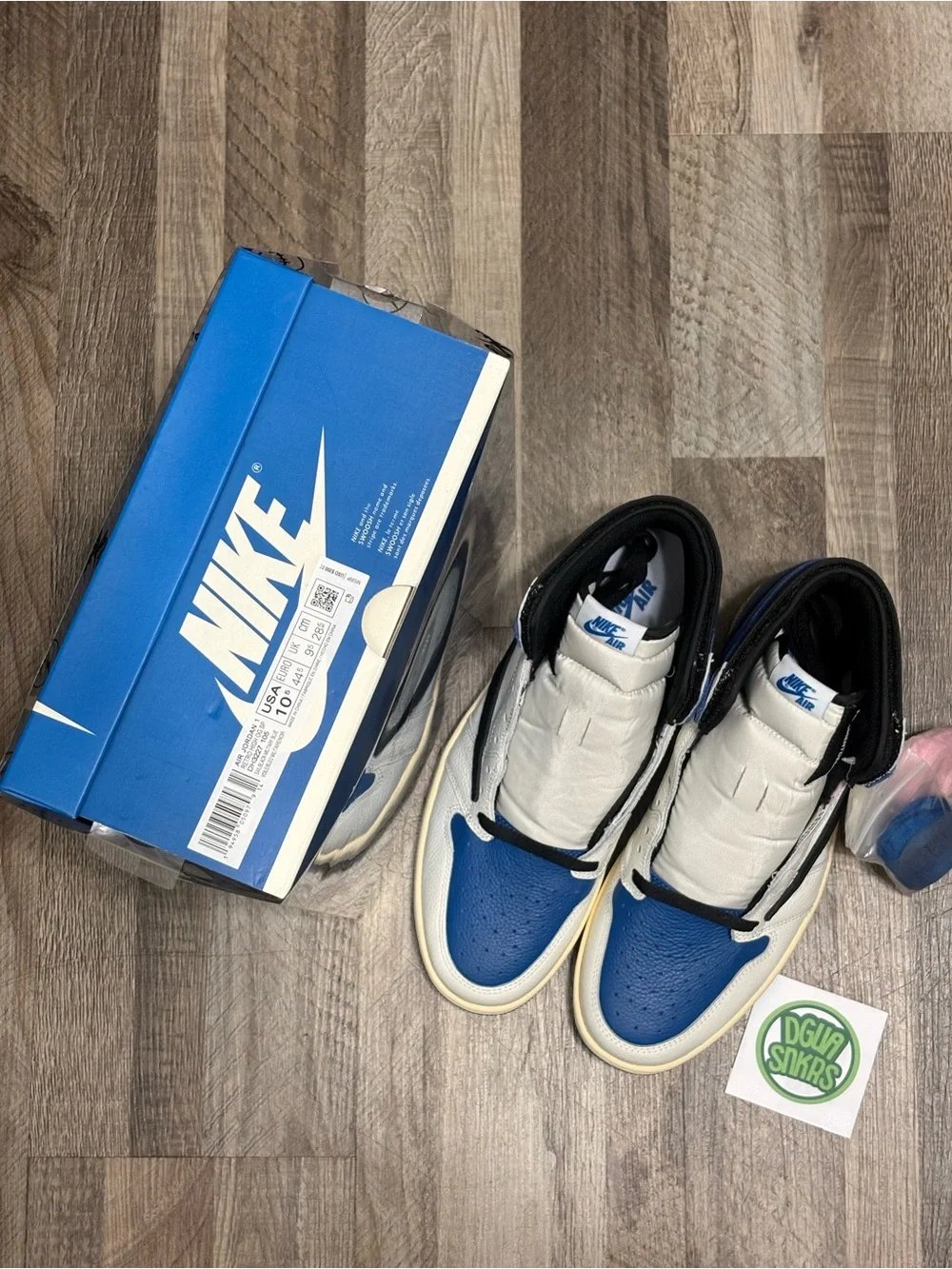 Jordan low travis